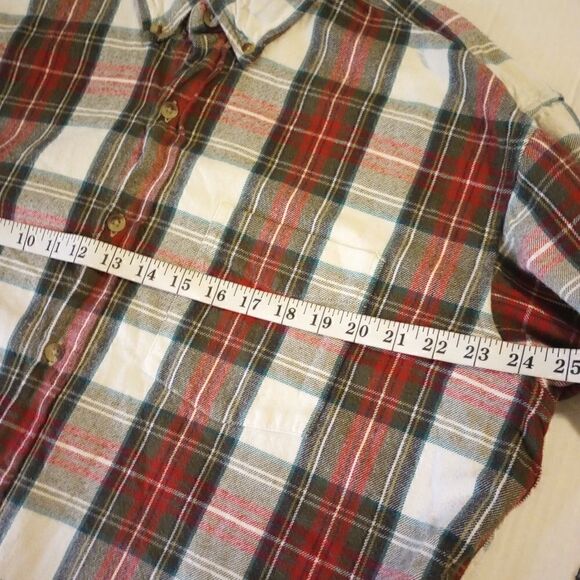 Red head plaid flannel shirt - Picture 10 of 12